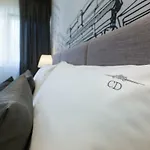 Classy Design 4*