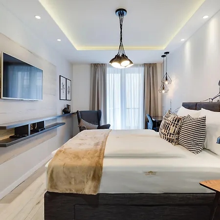 Πανσιόν Classy Design 4*